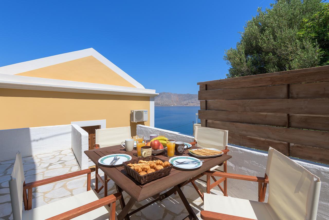 Vila Blue Wave Astradeni House Symi Exteriér fotografie